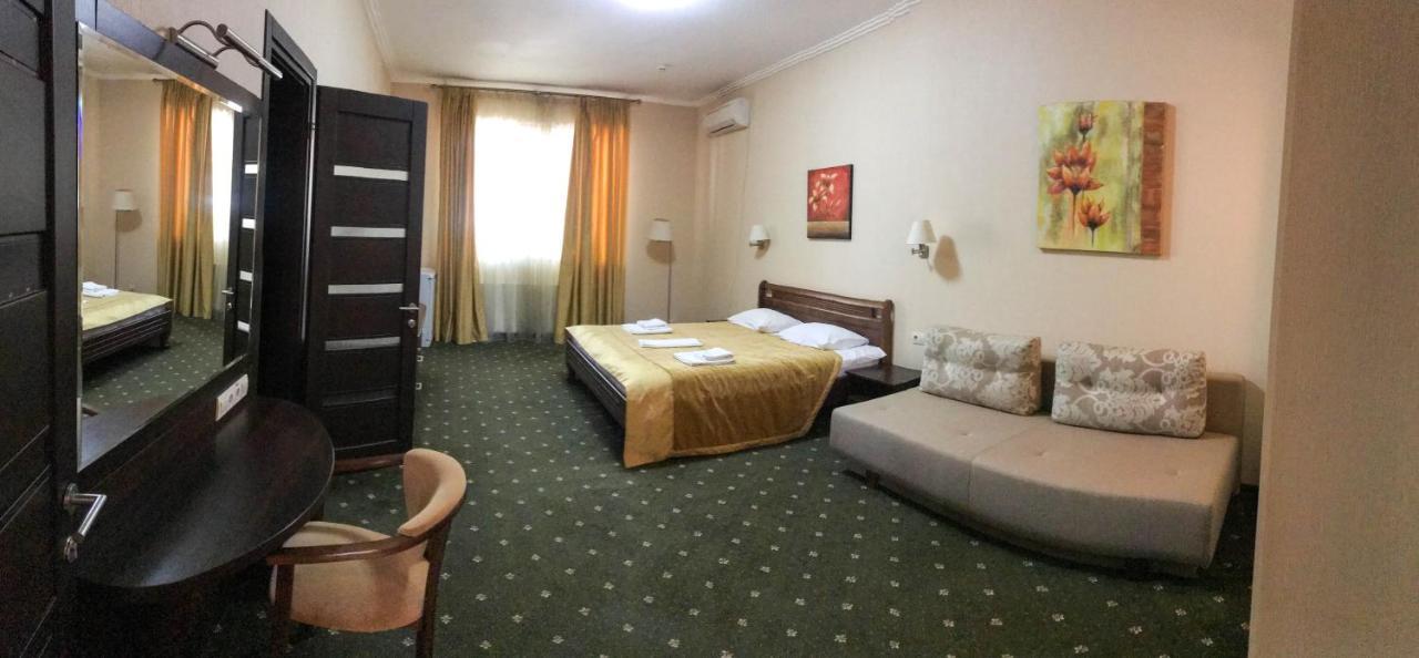 Kolyada Hotel โอเดสซา ภายนอก รูปภาพ