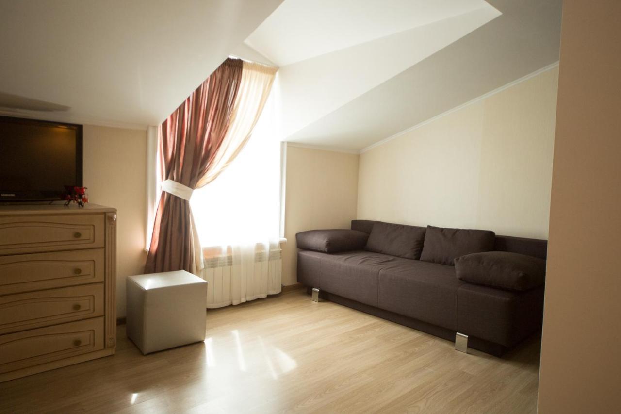 Kolyada Hotel โอเดสซา ภายนอก รูปภาพ